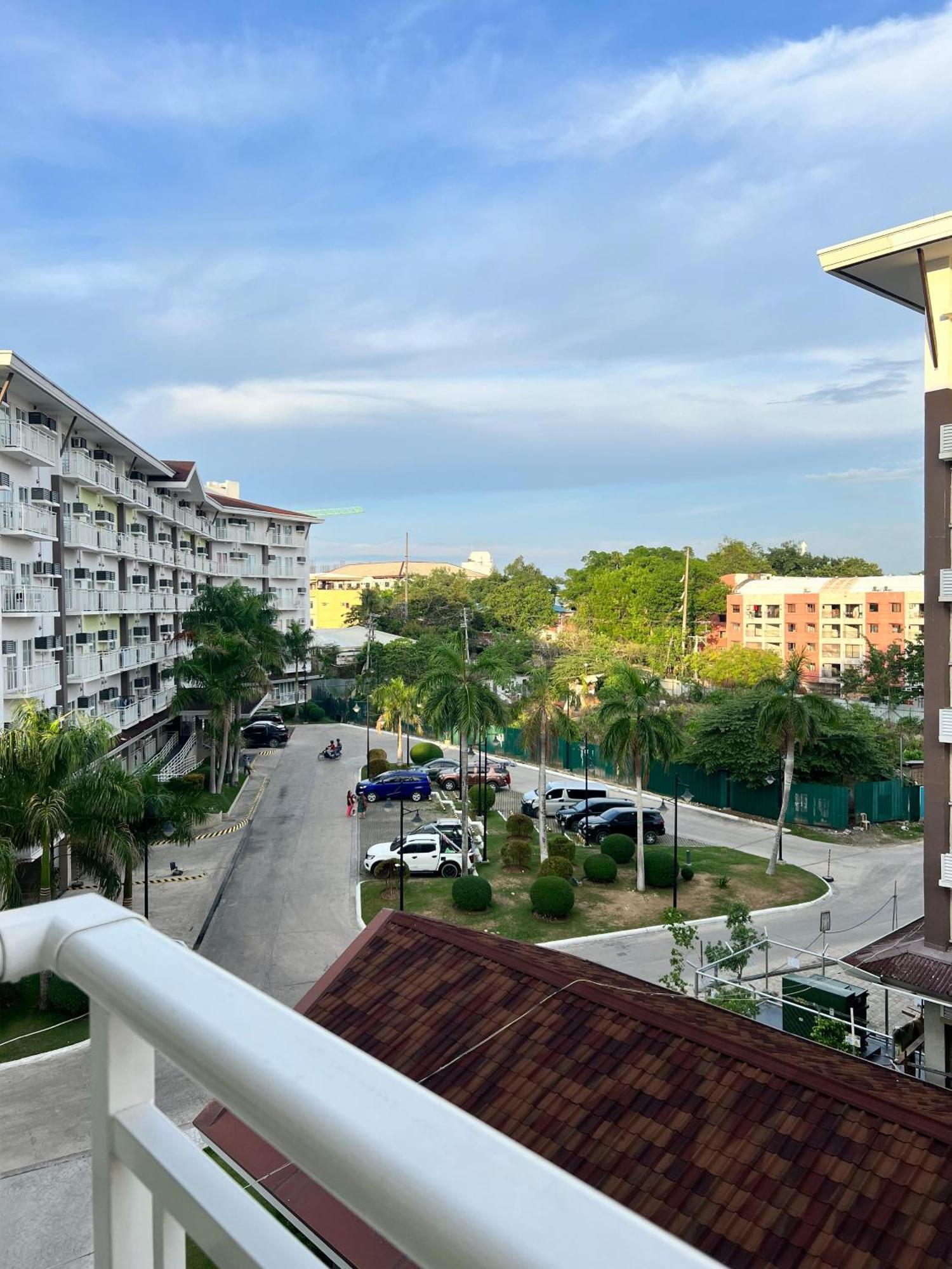 Vp - Amani Grand Resort Residences, 03 Minutes Away From Mactan Airport - Bldg B - Unit 522 Île de Mactan Extérieur photo